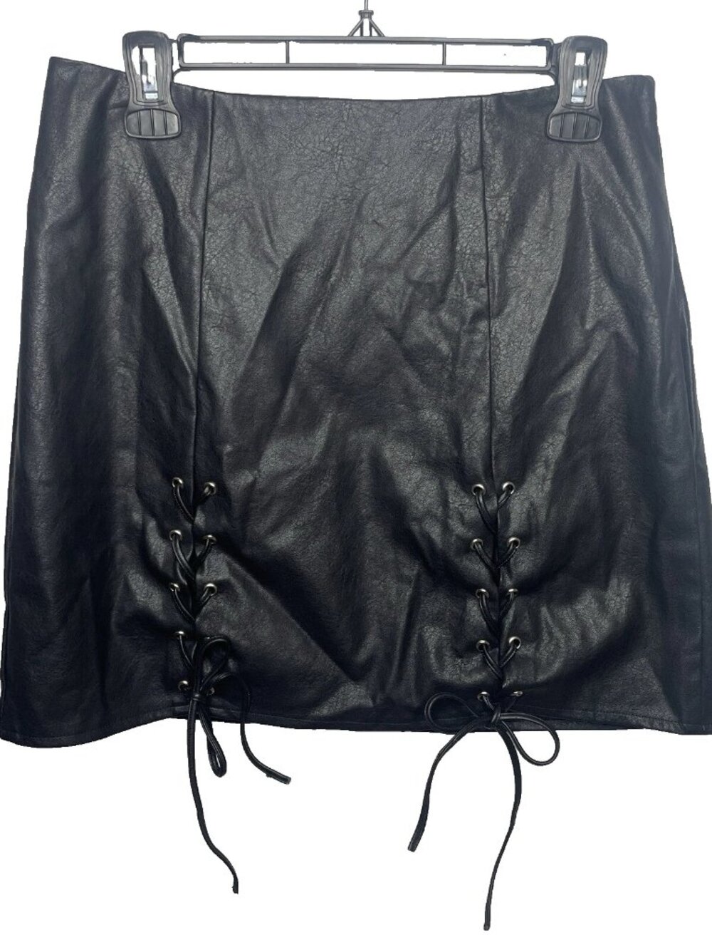 COMME USA Vegan Leather Mini Skirt Size L Black Stretch Grommets Lace Up